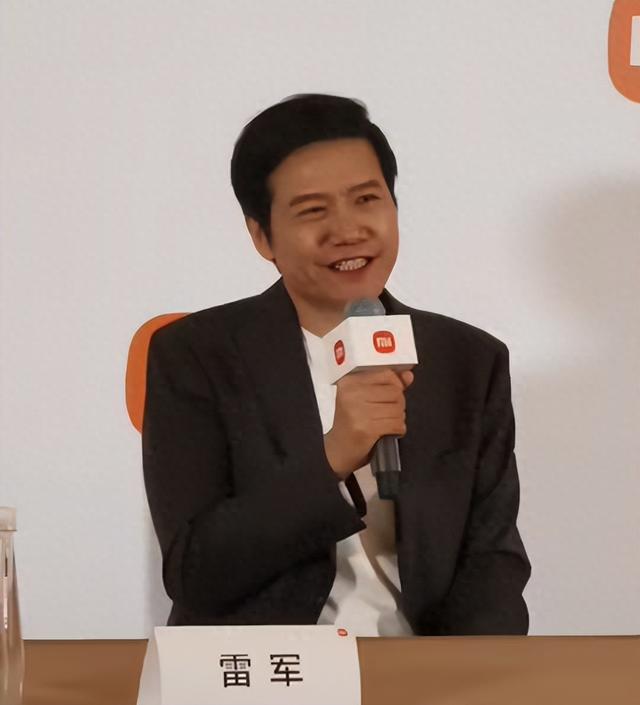 雷军称：小米汽车女性用户占比逼近五成