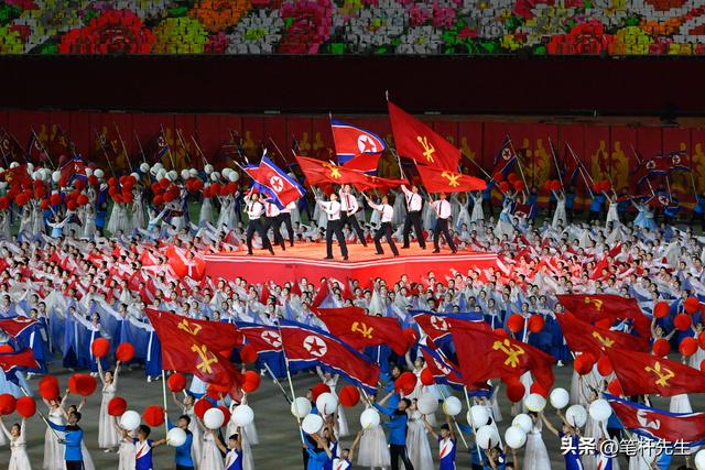 三赴平壤实拍！朝鲜 80 周年庆典雨中震撼场面，国家巨变藏不住了