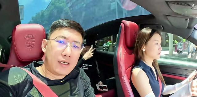 杨二狗摩旅之行，要去巴看望丈母娘！阿霞暴瘦，来中国有人出高招