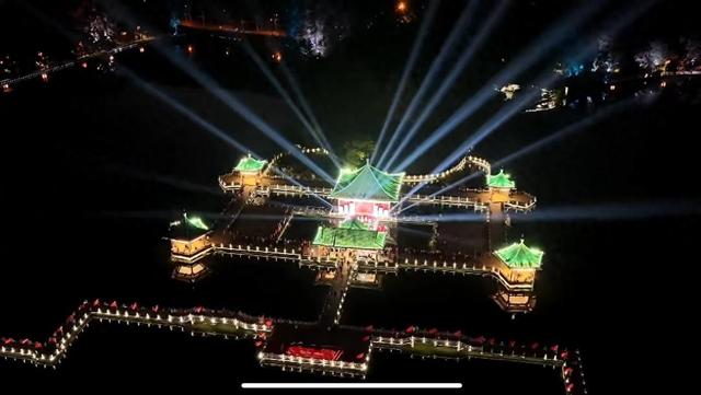 碧潭赏月，诗意观演！中秋夜武汉东湖听涛共赴“超月想象”