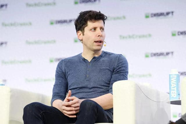 Sam Altman承认在蓬勃发展的AI泡沫中投资者表现得并不理性