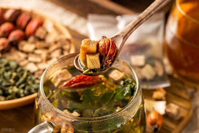痛风喝什么茶降尿酸（尿酸高别慌这些茶助你轻松击退尿酸）