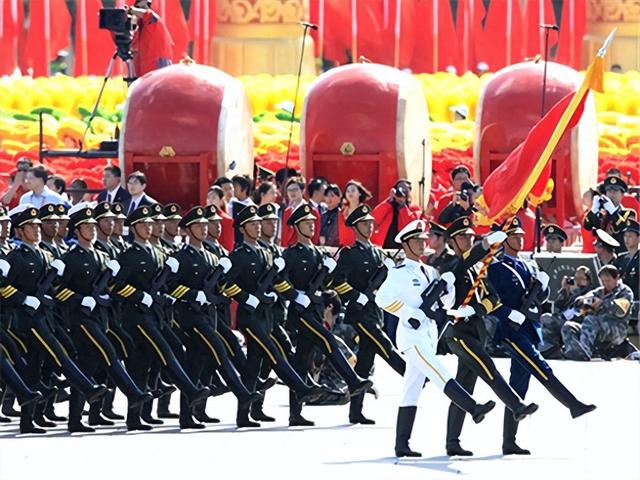 九三阅兵不来，美对华下禁令，谢锋斩钉截铁，直捣特朗普基本盘
