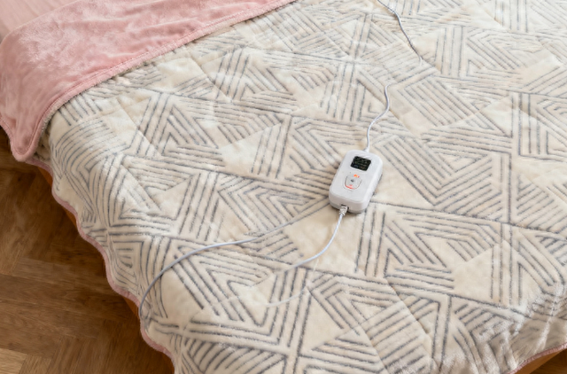 2025电热毯排名前十测评：哪个牌子好？10款御寒神器质量好又安全