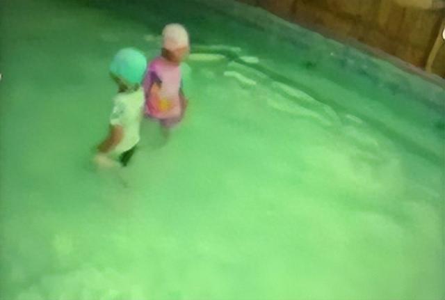 悲剧再现！6岁女童被牢牢吸住不幸身亡，妈妈就在旁边拼尽全力却救不回，绝望的14分钟……