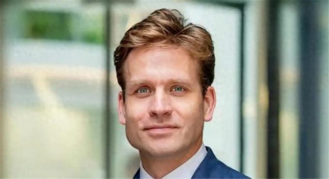 中方拒绝会谈？荷兰议会爆发激烈交锋，德外长变脸，北京迎稀客