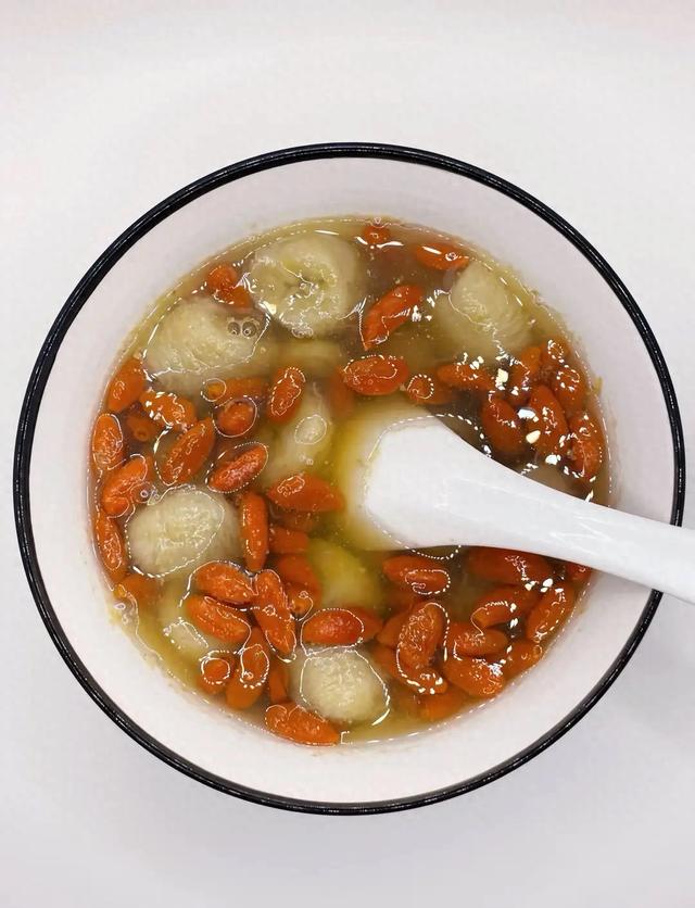 什么水果可以跟香蕉一起榨汁喝（香蕉和它一起煮）