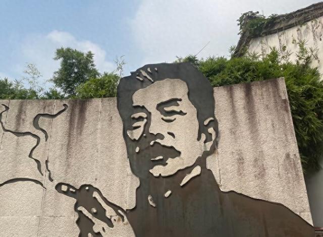 国庆尾声访绍兴：百草园与三味书屋的文化回响