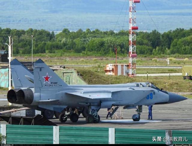 中美空军的区别，歼啸鹰评军事？