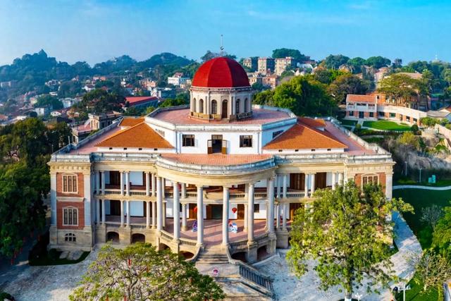 全年无限次免票畅游！两大景点两大机构正式纳入！详情→