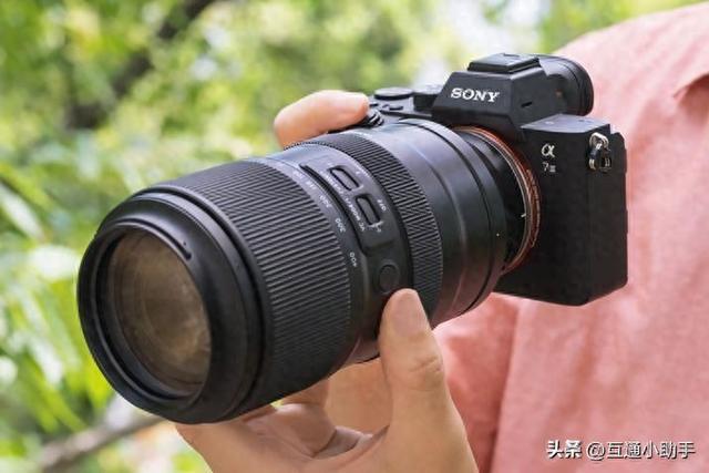 50mm起步的超远摄变焦!腾龙“50-400mm F/4.5-6.3 Di III VC VXD”评测