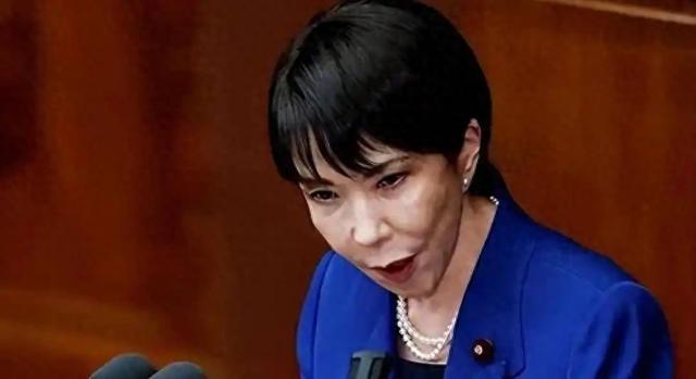 新仇旧恨一起算！日本右翼疯狂扩军，中国一招“钝刀割肉	”太解气