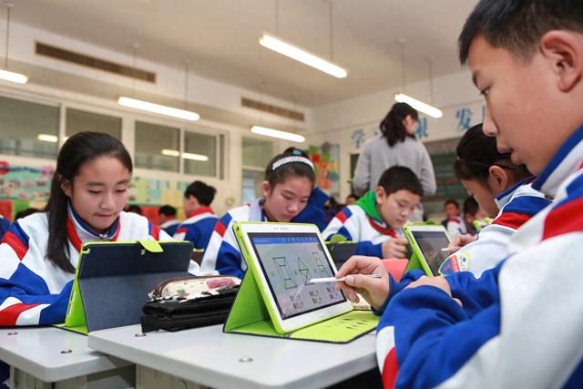 毁掉一名初中生，最快的方式：2个字！