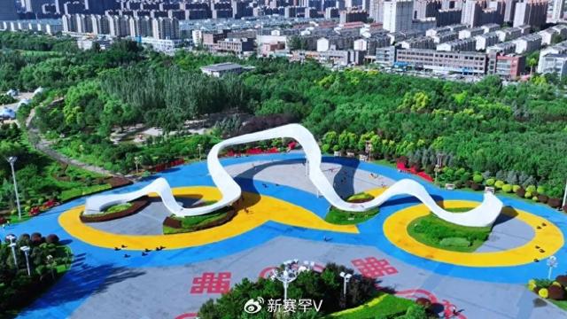 吉祥哈达广场：赛罕区的活力聚集地，全年龄段共享的休闲空间