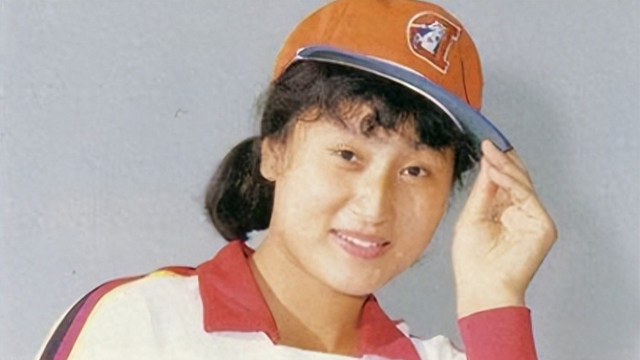 郎平做梦也没想到，曾获五连冠女排队长杨锡兰，如今在瑞士当保安