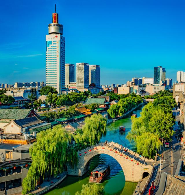 建设世界文化旅游名城