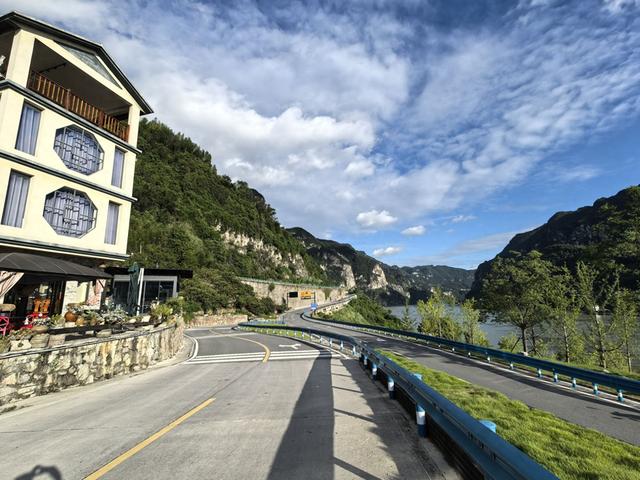 湖北：交旅融合激发新动能 多元共赢助力乡村振兴