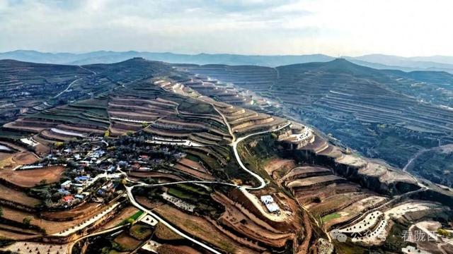 陇西渭阳乡：初冬乡野，梯田深处藏清欢