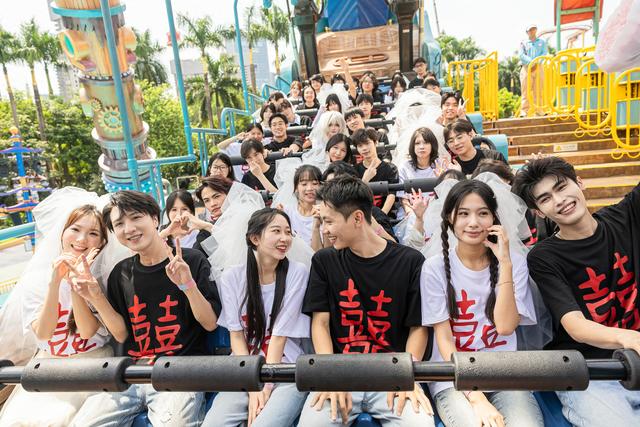 七夕“为爱尖叫”！百名情侣高空挑战五大刺激新设备