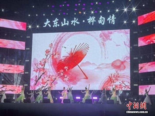 吉林桦甸白桦节启幕 打造“秋游”新体验