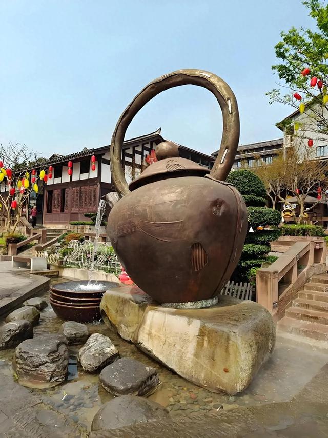 魔幻之都的美食，让人回味无穷，又想去了