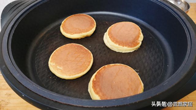 玉米面饼的家常做法（玉米面饼最简单做法）