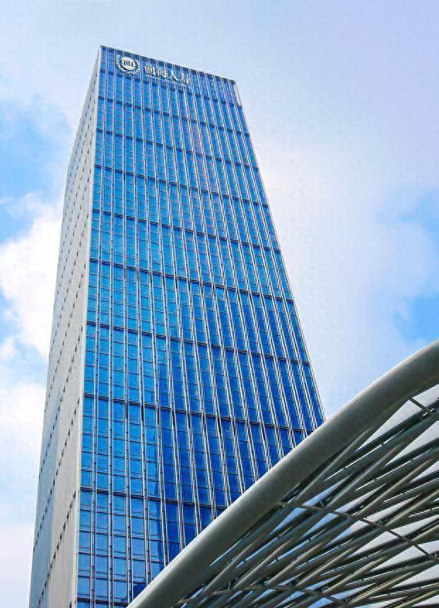 员工被辞退索赔89万遭公司反诉索赔214万 历时2年判了