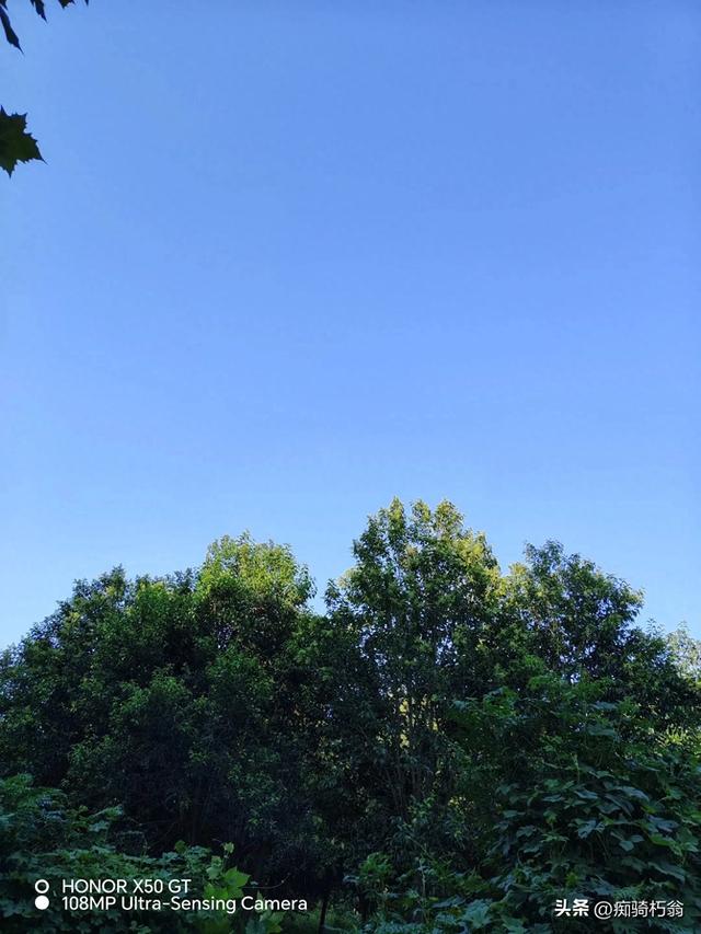 蓝天白云之美