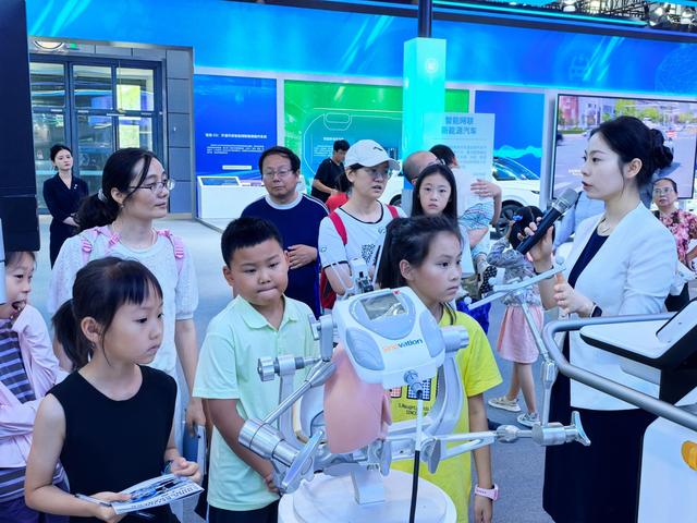 “元启三山”四大主题暑期研学矩阵发布 行走海淀触摸历史看见未来