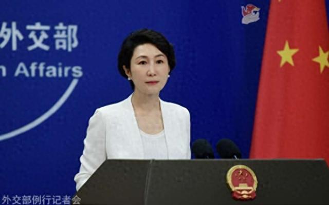 美航母驶离日本，中美刚挂断电话，高市一反常态，自卫队开始备战