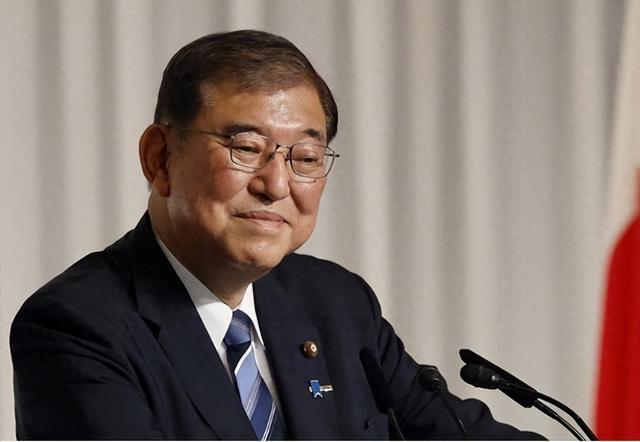 出大事了，日本首相或被迫下台？俄向日本发出警告，美向日本派兵