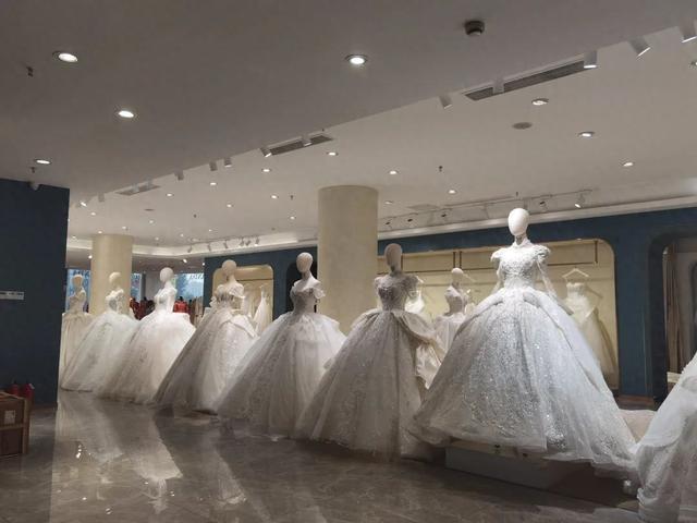 酒店订后砍五折什么意思（抠门的新人）