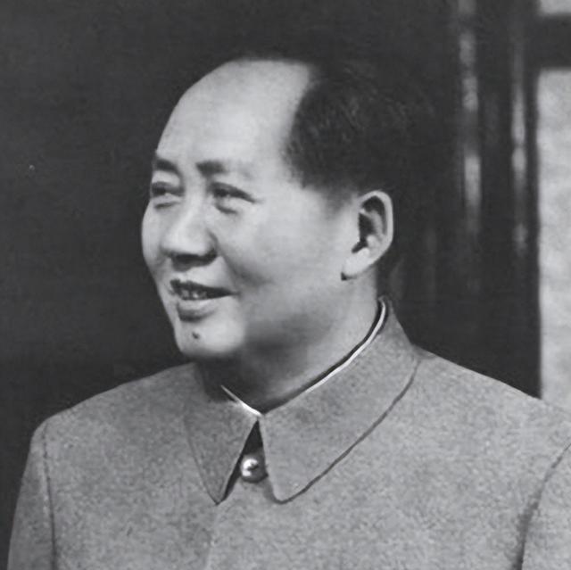 56年毛主席在北京吃羊肉泡馍，环顾四周后突然问高智：你工资多少