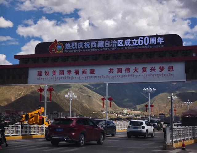 人生中为什么一定要摩旅一次西藏？我的318国道洗礼！