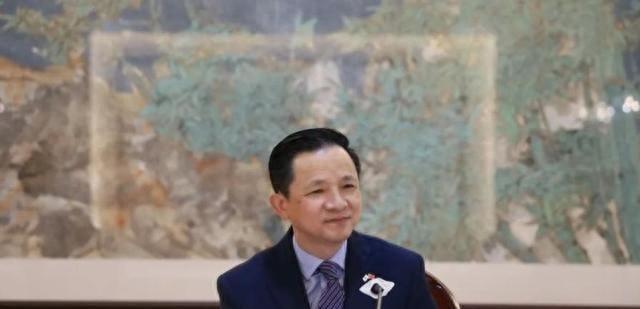 中方接到通知，韩美同盟或将介入台海，美国已拍板军火将运往台湾