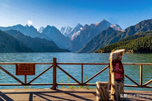 张家界翠柱耸云、壁立千仞，为何难成中国的“峡湾式”名片？