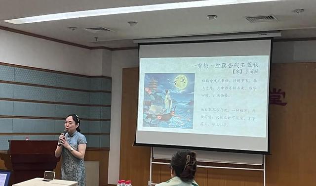 中秋寻趣，书揽月华！武汉图书馆20余场文化活动陪伴读者度假