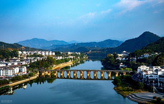 比宏村人少，比婺源低调， “最没有存在感” 的小城