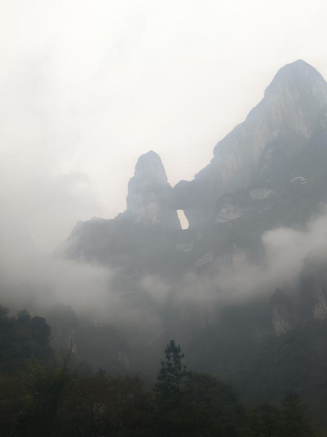 乘坐高铁游湘西（7）