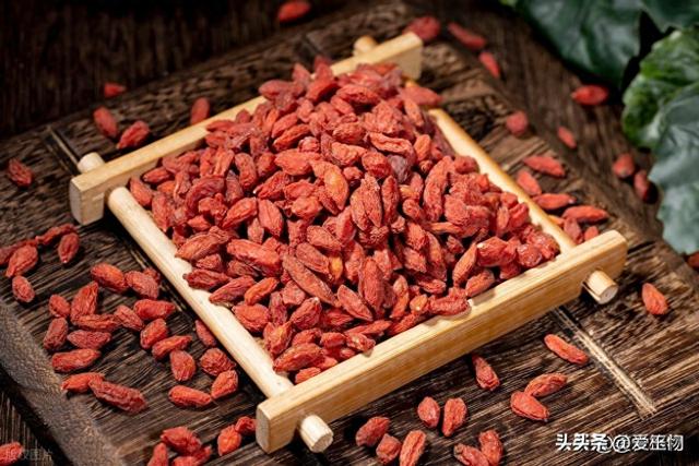 枸杞搭配生姜，作用太厉害了	，老公才吃3天直说好，赶快收藏