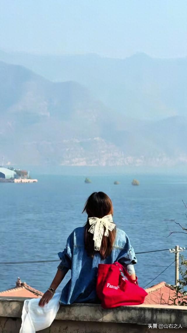 交城文峪河畔惊现“滨海盛景”，南堡村一夜爆红引万人打卡！