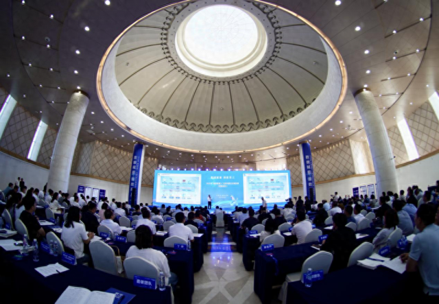 2025年“数据要素×”大赛内蒙古分赛决赛（西部赛区）在鄂尔多斯开赛
