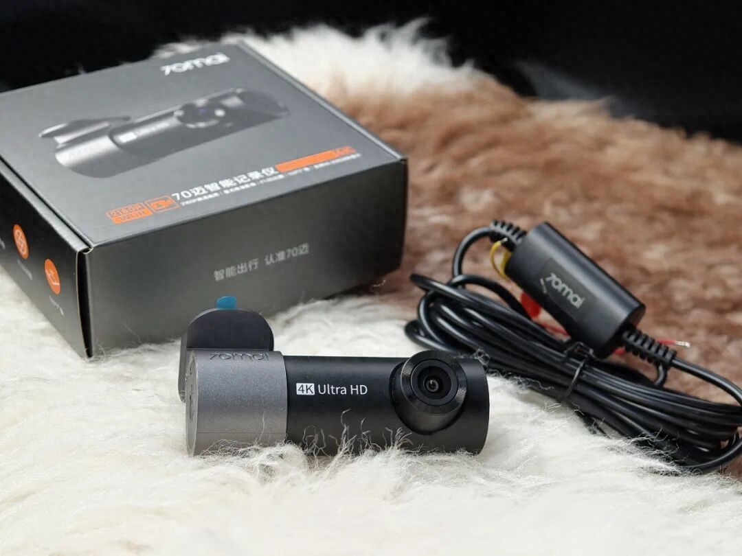 受够了!今年我终于把车上的记录仪换掉了