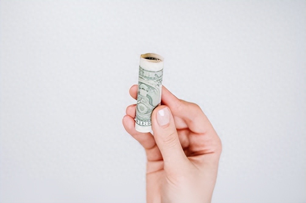 看跌期权的期权费_期权多头空头解读_买入看跌期权是多头还是空头