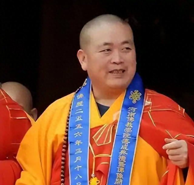 少林寺方丈释永信被曝带走接受调查，少林寺回应：等官方消息