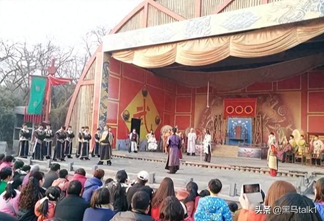 河南出了“中国迪士尼”，文旅爆款一年狂揽超12亿，三年暴涨15倍