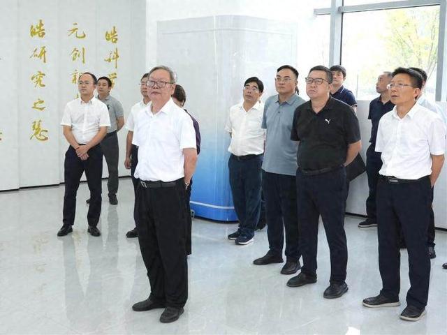 重庆市巴南区人大常委会视察重庆国际生物城创新药产业生态圈