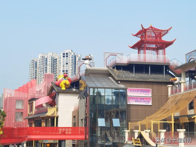 从百年老北街到七夕天街，郧西文旅打造鄂西北网红打卡第一城