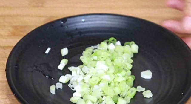 这才是豆腐最正确的做法，开胃下饭又解馋，比吃红烧肉还过瘾