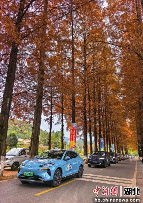 湖北恩施打造“交通+旅游”融合新样本